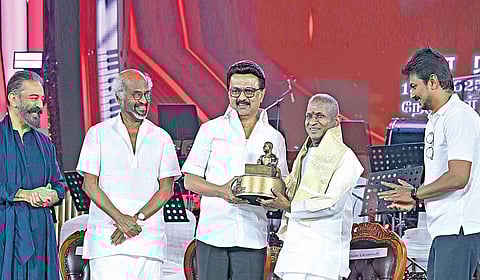 தமிழ் மண்ணுக்கு வந்த சிம்பொனி