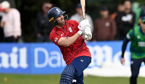 வாழ்நாள் ஃபார்மில் இருக்கும் ஃபில் சால்ட்: அயர்லாந்தை ஊதிய இங்கிலாந்து