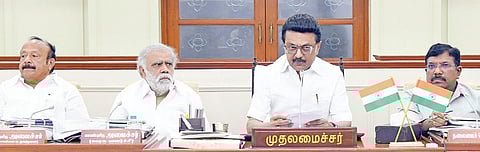 சென்னை தலைமைச் செயலகத்தில் நேற்று நடைபெற்ற மாநில அளவிலான வளர்ச்சி, ஒருங்கிணைப்பு மற்றும் கண்காணிப்பு (திஷா) குழுவின் 5-வது ஆய்வுக் கூட்டத்தில் பேசினார் முதல்வர் மு.க.ஸ்டாலின்.