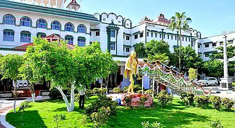 மாயமான கோயில் சொத்துகள் தொடர்பான அறிக்கையை தாக்கல் செய்ய ஐகோர்ட் உத்தரவு