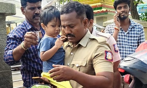 குடியாத்தத்தில் 4 வயது குழந்தை காரில் கடத்தல் - 2 மணி நேரத்தில் மீட்ட காவல் துறை!