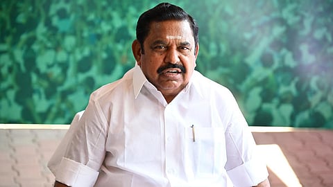 திருவண்ணாமலையில் அண்ணா சிலையை திருடியவர்கள் மீது நடவடிக்கை கோரி அக். 3ல் ஆர்ப்பாட்டம் - அதிமுக