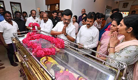 தேமுதிக பொதுச் செயலாளர் பிரேமலதா விஜயகாந்த் தாயார் காலமானார்: முதல்வர், தலைவர்கள் அஞ்சலி