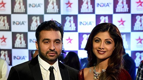 நடிகை ஷில்பா ஷெட்டி வெளிநாடு செல்ல மும்பை உயர் நீதிமன்றம் அனுமதி மறுப்பு