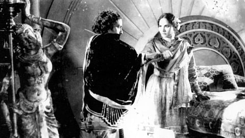 ‘மகாமாயா’ - 3 கிளைமாக்ஸுடன் உருவான வரலாற்றுத் திரைப்படம்!