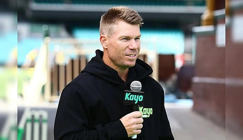 லபுஷேன் வேண்டாம், கோன்ஸ்டாஸை வைத்து இங்கிலாந்து பவுலிங்கை சிதறடிக்கலாம் - வார்னர் | ஆஷஸ் தொடர்