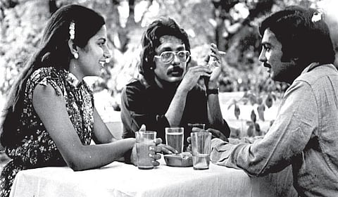 நெஞ்சத்தை கிள்ளாதே...