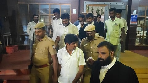 கரூர் நெரிசல் வழக்கில் கைது செய்யப்பட்ட தவெக நிர்வாகிகள் விடுவிப்பு: நீதிமன்றம் உத்தரவு