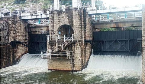 முல்லைப் பெரியாறு அணை விவகாரத்தில் தமிழர்களின் உரிமை பறிபோகும் அபாயம்: வேல்முருகன்