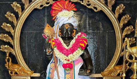 ஜோதிட நாள்காட்டி 18.10.2025 | ஐப்பசி 1 - விசுவாவசு