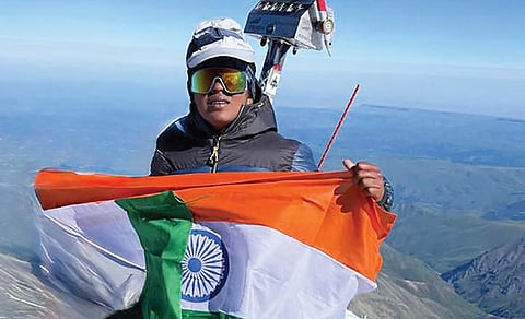 இமயம் தொடுவதே இலக்கு | வானவில் பெண்கள்