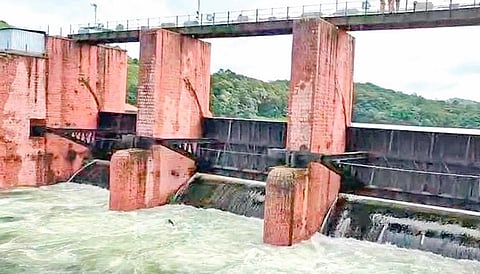 தொடர் கனமழையால் பெரியாறு அணை நீர்மட்டம் ஒரே நாளில் 6 அடி உயர்வு