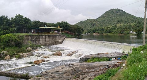 பாலாற்றில் வெள்ளப் பெருக்கு - 24 மணி நேரமும் கண்காணிப்பு தீவிரம்