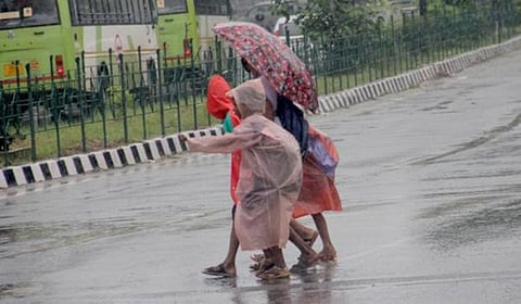 சென்னை, செங்கையில் இன்று பள்ளிகளுக்கு விடுமுறை அறிவிப்பு