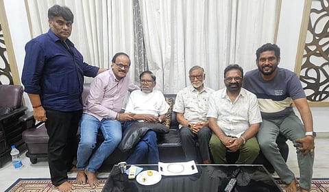 திரையரங்க உரிமையாளர்களுக்கு நடப்பு தயாரிப்பாளர்கள் கோரிக்கை