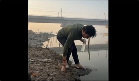 ரீல் எடுக்கும்போது யமுனை ஆற்றில் தவறி விழுந்த டெல்லி பாஜக எம்எல்ஏ: சவால்விடும் ஆம் ஆத்மி!