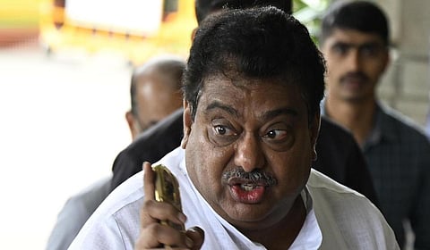 முதலீட்டாளர்கள் வெளியேற மத்திய அரசே காரணம்: கர்நாடக தொழில்துறை அமைச்சர் எம்.பி.பாட்டீல் குற்றச்சாட்டு