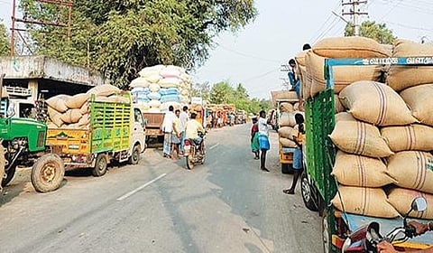 நெல் மூட்டைகளை கொண்டு செல்லும் வாகன ஒப்பந்தத்தில் முறைகேடு குறித்து சிபிஐ விசாரணை தேவை