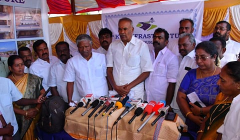 பிஹாரில் துன்பத்தை தாங்க முடியாத மக்கள் தமிழகம் வந்து இன்பமாக வாழ்கின்றனர்: மு.அப்பாவு