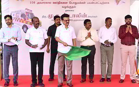 ரூ.19 கோடியில் 87 புதிய ஆம்புலன்ஸ்கள்: முதல்வர் ஸ்டாலின் கொடியசைத்து தொடங்கி வைத்தார்