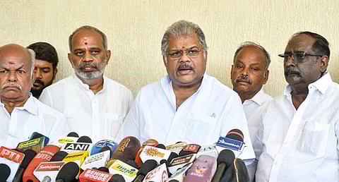 திருச்சியில் இன்று செய்தியாளர்களிடம் பேசிய ஜி.கே.வாசன் - படம்: ர.செல்வமுத்துகுமார்