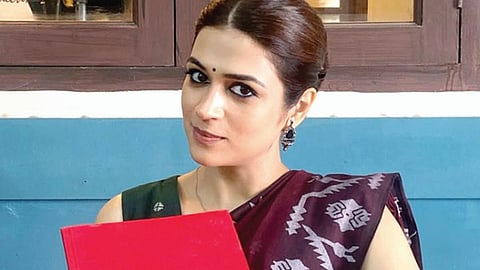 இந்தி சினிமாவில் எல்லாமே ‘ஸ்லோ’ - தென்னிந்திய சினிமாவை புகழும் ஷ்ரத்தா தாஸ்