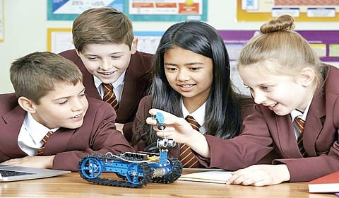 அதிசயங்கள் நிறைந்த அயர்லாந்தின் வகுப்பறை | வகுப்பறை புதிது 43