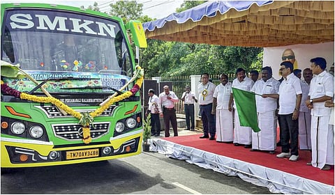 தமிழக அரசின் புதிய மினி பஸ் திட்டத்துக்கு தடை விதிக்க உயர் நீதிமன்றம் மறுப்பு