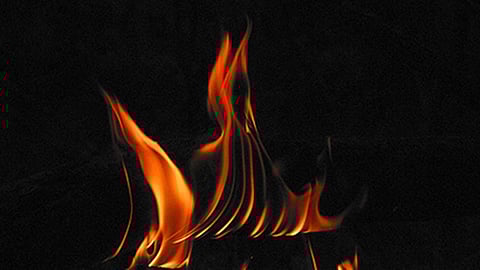 நிலத்தை அரசு கையகப்படுத்தியதை கண்டித்து கர்நாடகவில் விவசாயி தீக்குளித்து தற்கொலை