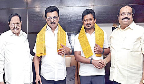 காத்திருந்து காரியம் சாதித்த கதிர் ஆனந்த்! - மகனுக்கு மகுடம் சூட்டிய துரைமுருகன்