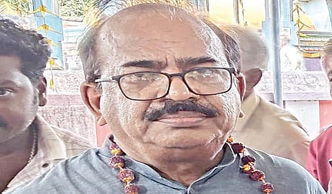 பாஜக வளரும்... ஆனா, வளராது: ருத்திராட்ச மாலையுடன் நாஞ்சில் சம்பத் ஆருடம்