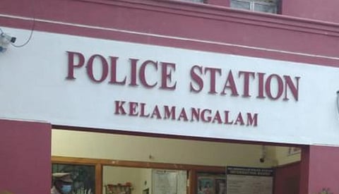 தன்பாலின உறவால் விபரீதம்: ஓசூர் அருகே குழந்தையை கொன்ற தாய் உட்பட 2 பேர் கைது