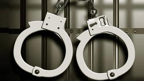 சென்னை: வங்கியில் ரூ.7 கோடி வீட்டுக் கடன் பெற்று மோசடியில் ஈடுபட்ட 2 பெண்கள் கைது