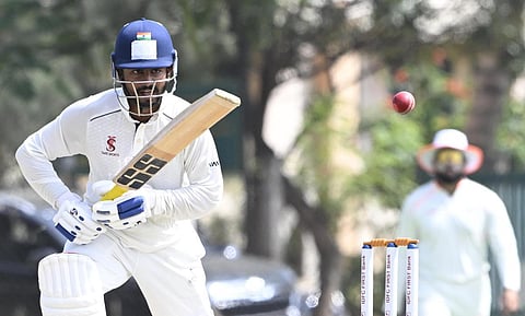 ரஞ்சி கோப்பையில் தமிழகம் 182 ரன்களுக்கு சுருண்டது