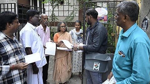 ஆன்லைனில் எஸ்ஐஆர் படிவங்களை நிரப்பும் புதிய வசதி அறிமுகம்: தலைமைத் தேர்தல் அதிகாரி அர்ச்சனா பட்நாயக் தகவல்