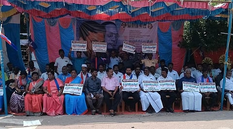 திருமாவளவனுக்கு ‘இசட்’ பிரிவு பாதுகாப்பு கோரி அரியலூரில் விசிகவினர் உண்ணாவிரதம்