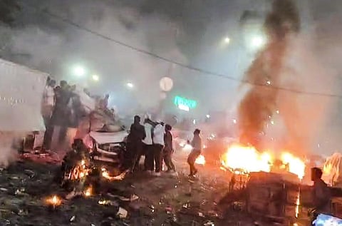 டெல்லி செங்கோட்டை அருகே கார் வெடிப்புச் சம்பவம்: 8 பேர் உயிரிழப்பு; 20+ காயம்