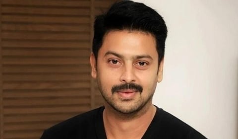 போதை பொருள் வழக்கு: அமலாக்கத் துறை அலுவலகத்தில் நடிகர் ஸ்ரீகாந்த் ஆஜர்