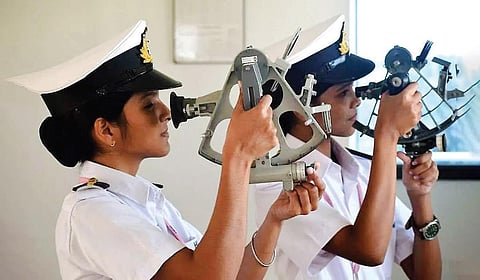 திரைகடலோடி திரவியம் தேட கடல்சார் படிப்புகள் | புதியன விரும்பு 2.0 - 25