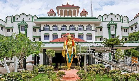 தனிப்பட்ட தகராறுகளை தீர்க்கும் கருவியாக சட்டங்களை பயன்படுத்தக் கூடாது: உயர் நீதிமன்றம்