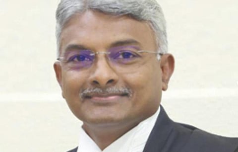 உயர் நீதிமன்ற நீதிபதி ஜி.கே.இளந்திரையன்