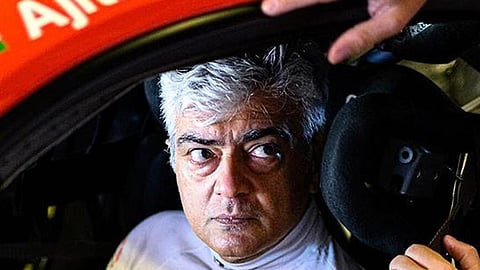 குறையாத சம்பளம்: அஜித்தின் அடுத்த பட தயாரிப்பில் சிக்கல்