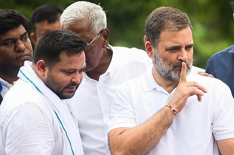 பிஹார் தேர்தலில் எதிர்க்கட்சிகளுக்கு பெரும் தோல்வி ஏன்?