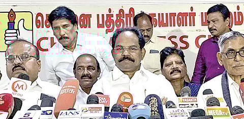 ராமதாஸ் போல் ஒரு நாள் வைகோவும் மகனால் வருந்துவார்: மல்லை சத்யா தாக்கு