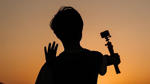 எகிறும் இன்ஃப்ளூயன்சர்ஸ் குளோபல் மார்க்கெட் - மக்கள் நம்பிக்கையை வென்றது எப்படி?