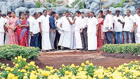 படம்: ஜெ.மனோகரன்