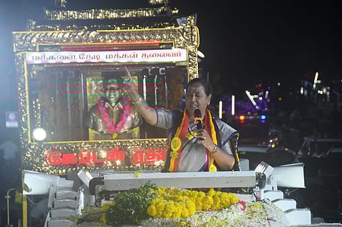 “வட மாநிலத்தவருக்கு தமிழகத்தில் வாக்குரிமை வழங்கக் கூடாது” - பிரேமலதா சொல்கிறார்