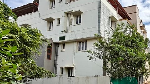 ஏகேஎஸ் விஜயன் வீடு