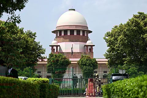 ரோஹிங்கியா ஊடுருவல்காரர்களுக்கு சிவப்பு கம்பள வரவேற்பு அளிக்க வேண்டுமா? - உச்ச நீதிமன்ற நீதிபதிகள் கேள்வி