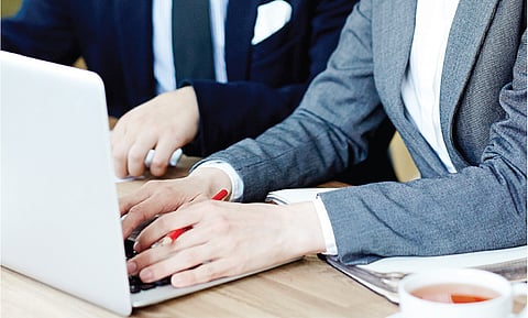 அனுபவத்தை காசாக்கும் ‘ஆன்லைன் கன்சல்டிங்’ | சம்பளம் பத்தலையா? - 10